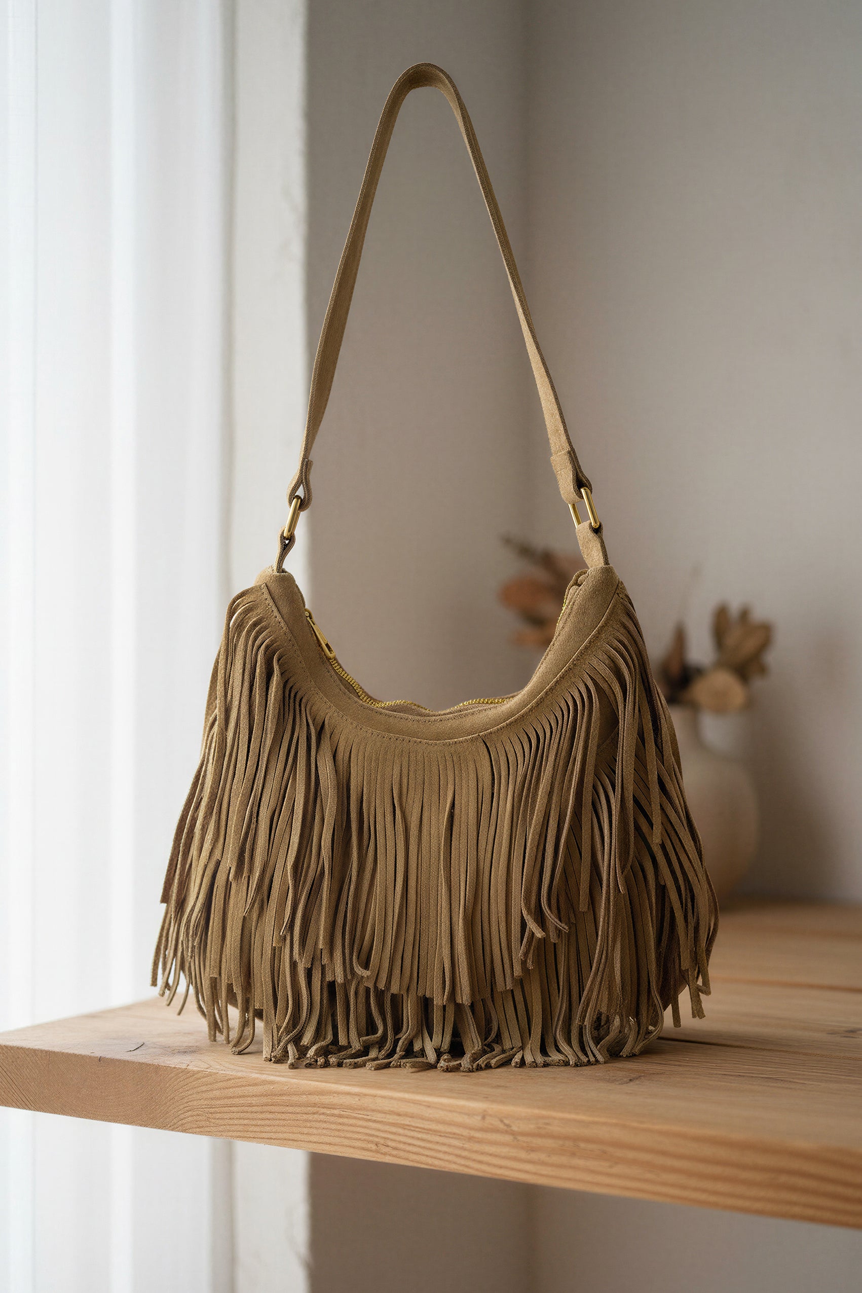 Wildleder-Tasche mit Fransen, beige