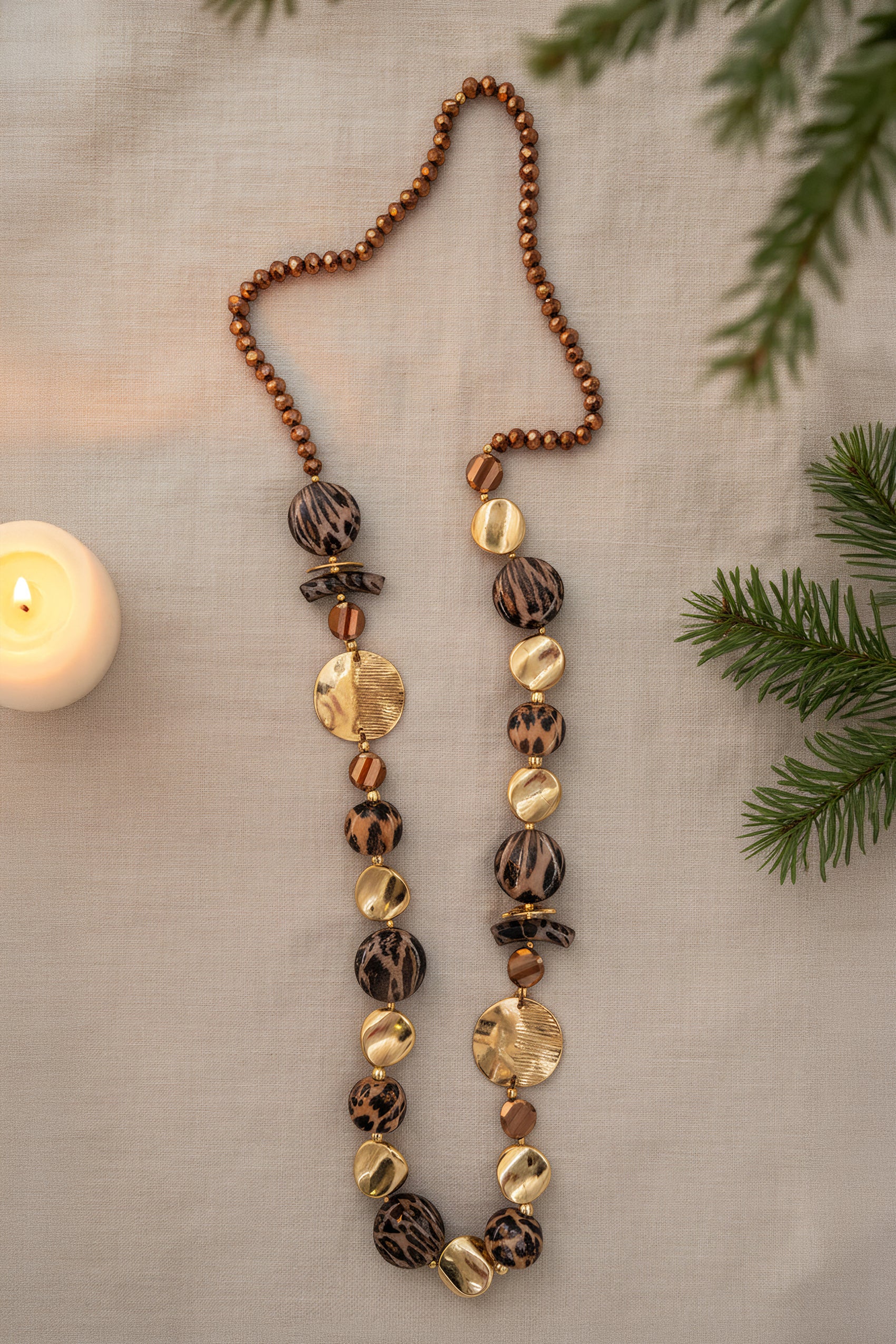 Lange Statement-Kette im Animal-Look, vergoldet