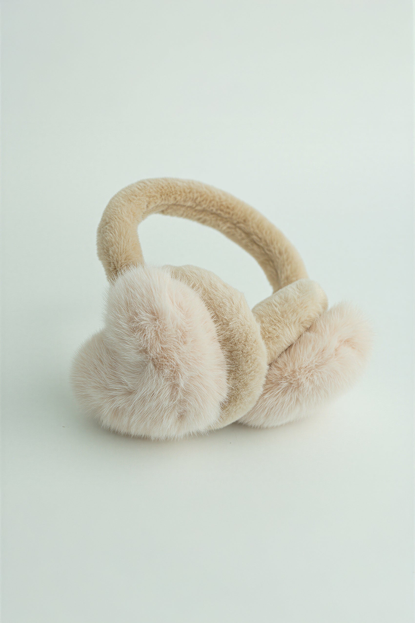 Flauschige Ohrenschützer, creme