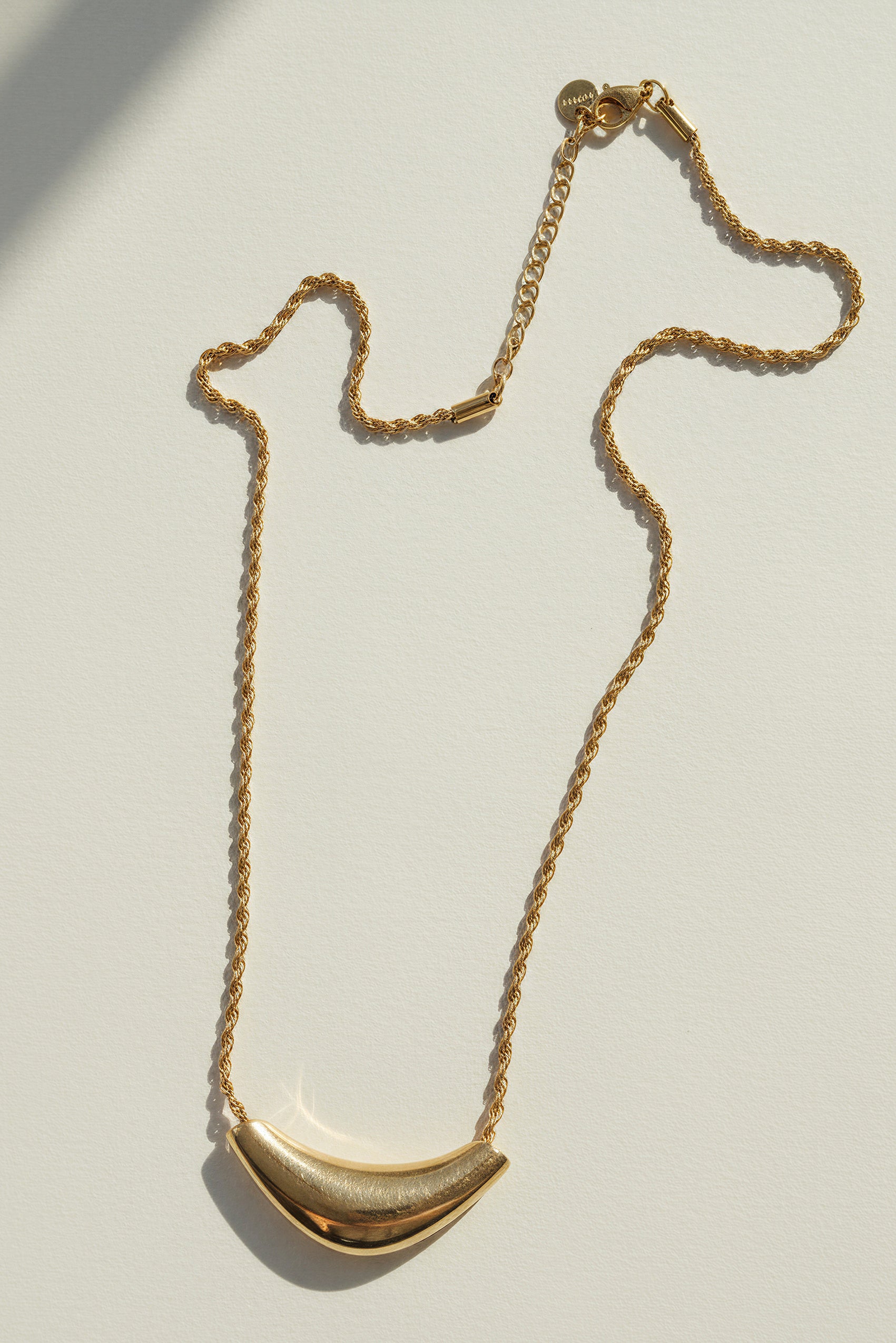 Goldene Horn-Kette aus Edelstahl