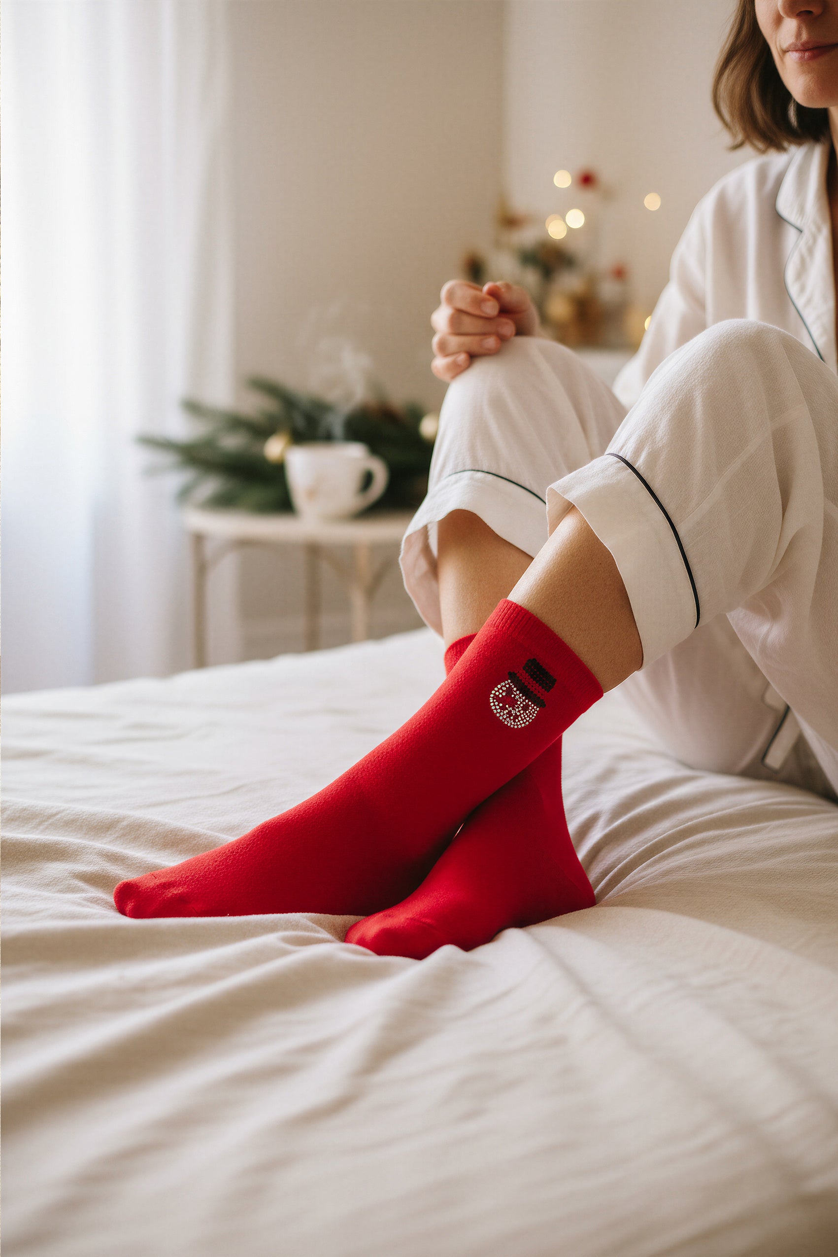 Socken mit Schneemann aus Strasssteinchen