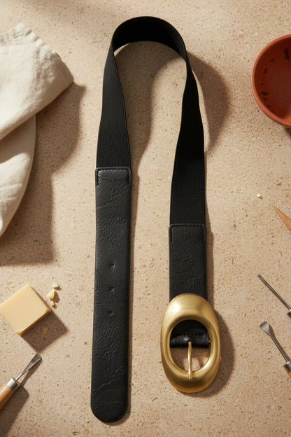 Stretchgürtel mit ovaler goldener Schnalle