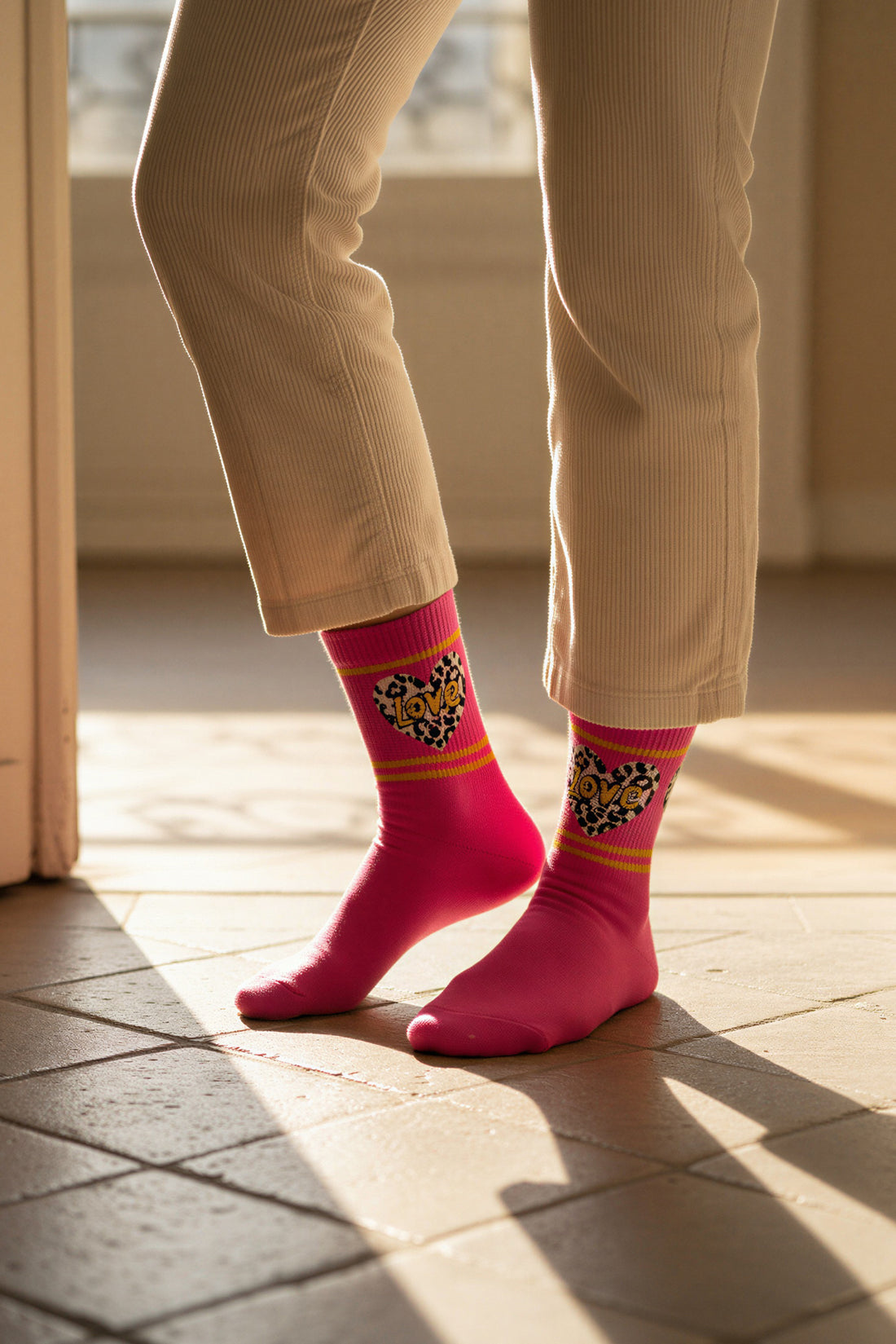 Socken mit Herz mit Leo-Optik, pink