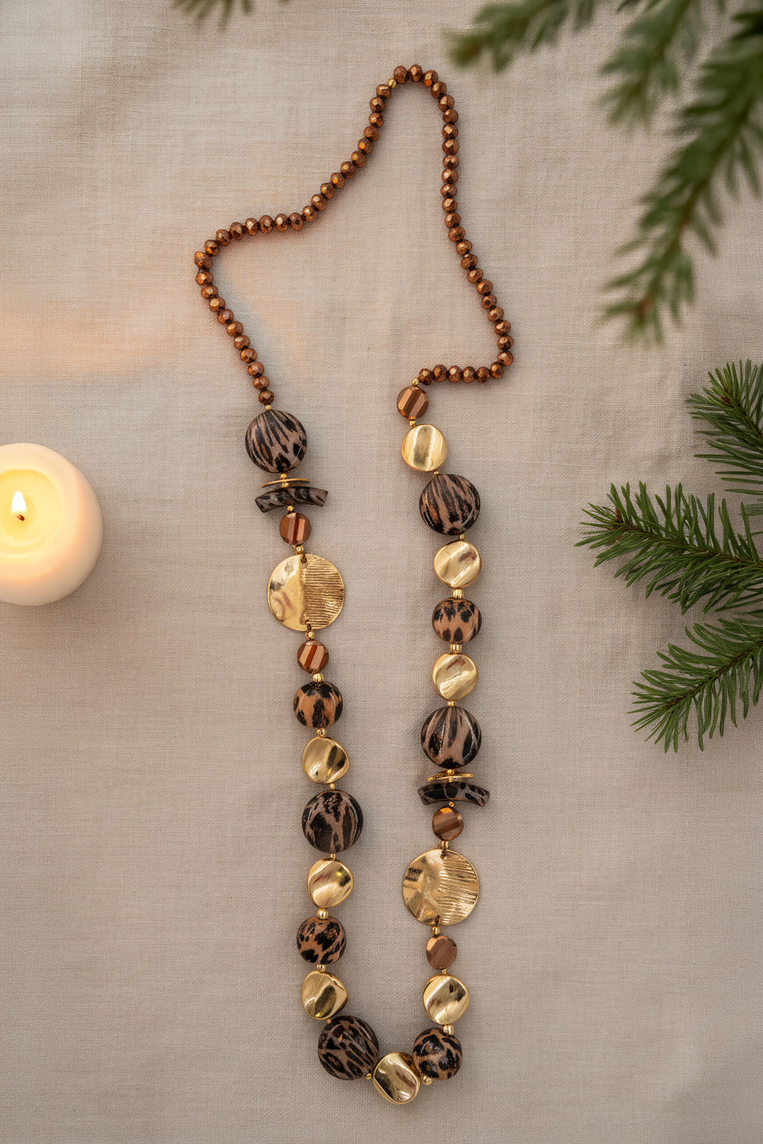 Lange Statement-Kette im Animal-Look, vergoldet