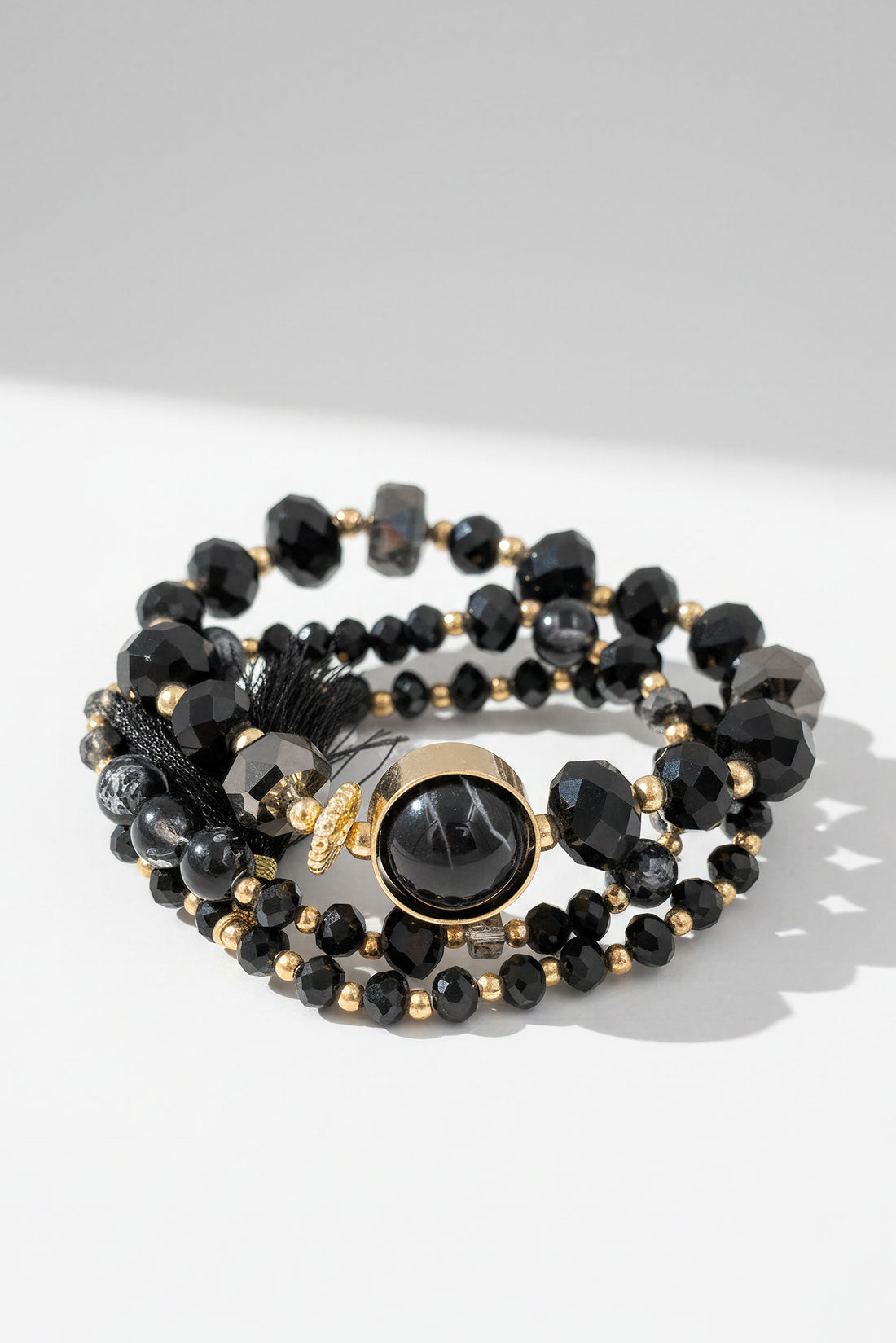 Armband-Set, schwarze Perlen und Goldakzente