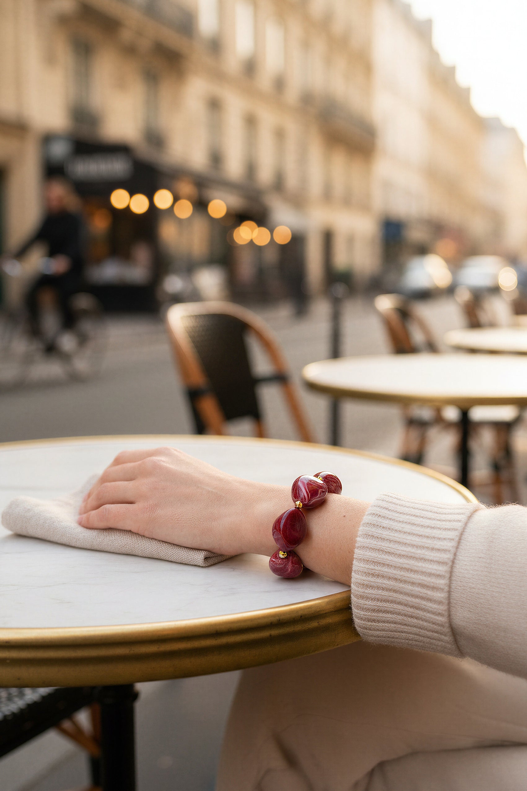 Perlenarmband, rot marmoriert