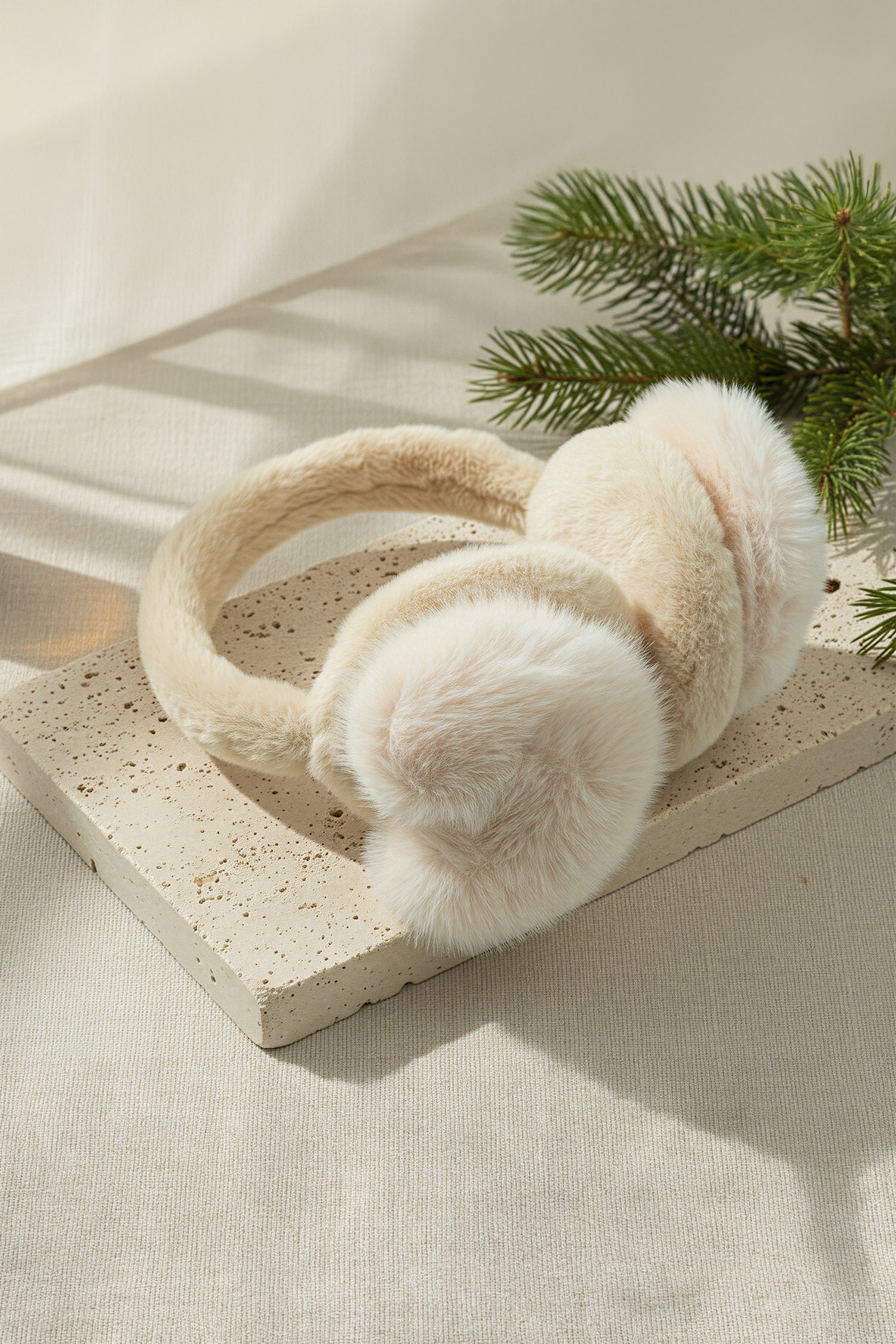 Flauschige Ohrenschützer, creme