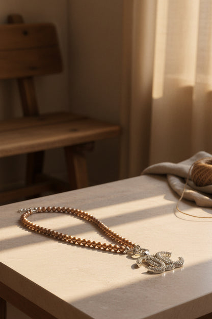 Bronze Perlenkette mit Anhänger mit Strasssteinen besetzt