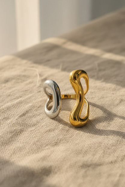 Offener Ring mit Wellenform