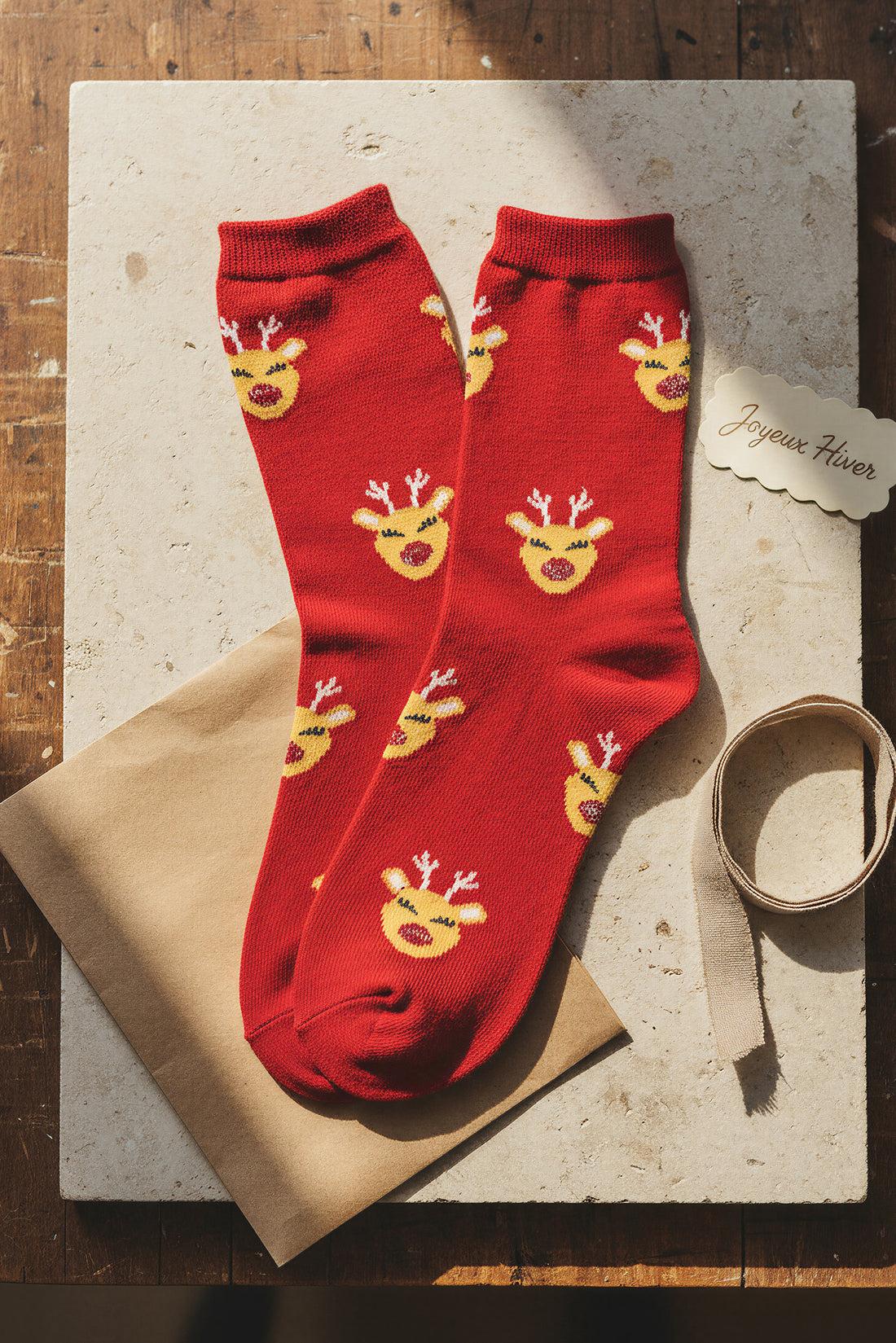 Socken mit Rentierkopf, rot