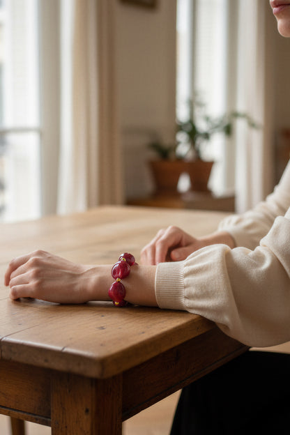 Perlenarmband, rot marmoriert