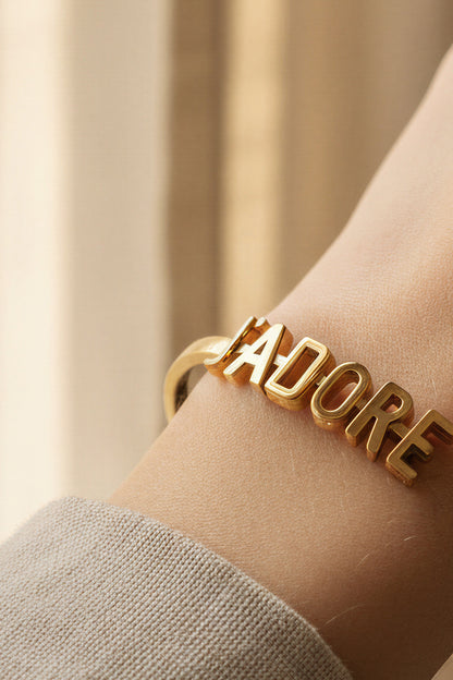 Armreif mit Schriftzug "J´ADORE"