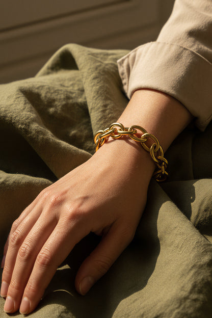 Gliederarmband aus robustem Edelstahl