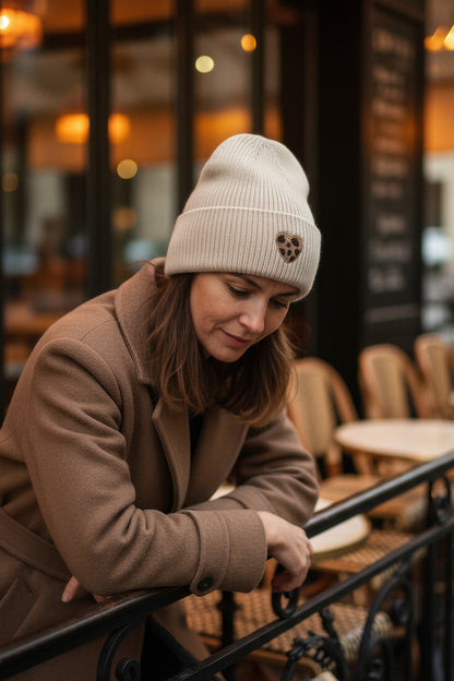 Mütze mit Leo-Herz, creme